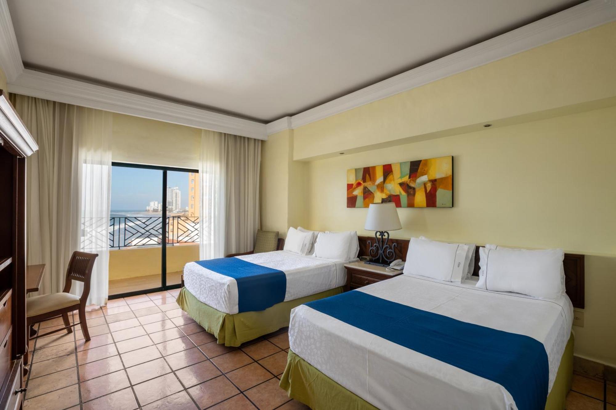 One Bedroom Deluxe Suite Beach Front